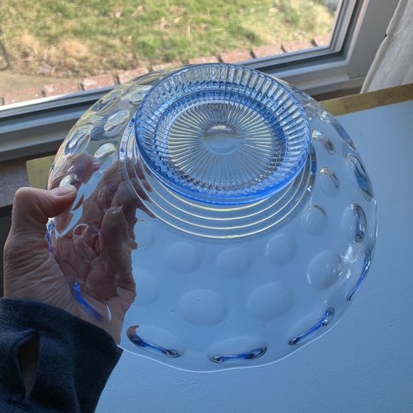 Vintage blue glass bowl - Picture 3 of 3